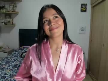 Julieta, live webcam girl, age 31, from CO, streaming now, latina, milf