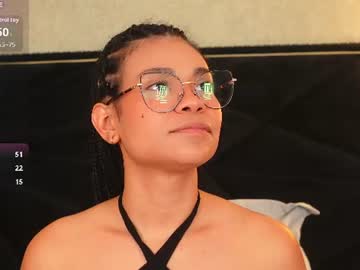 Kalia, live webcam girl, age 28, from VE, streaming now, bigboobs, curvy