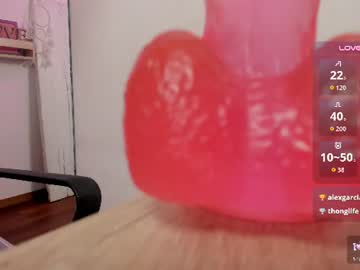 Karina♥, live webcam girl, from CO, streaming now, 18, tattoos