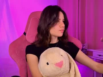 KataraRaven, live webcam girl, age 24, streaming now, nonude, young