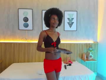 kenya 💗, live webcam girl, age 23, from CO, streaming now, dance, petite