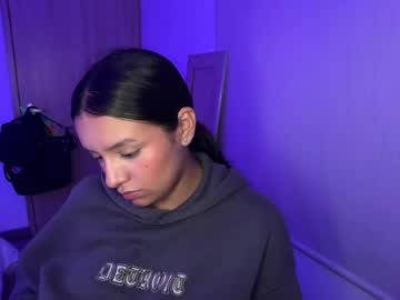 kimmi, live webcam girl, age 21, from CO, streaming now, squirt, anal