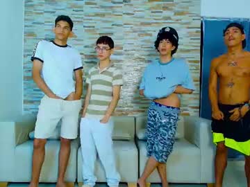 welcome guys, live webcam girl, age 19, from CO, streaming now, twink, gay