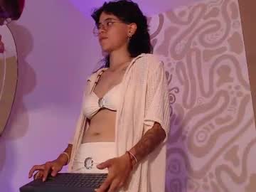 kishiranma, live webcam girl, from CO, streaming now, tomboy, lesbian