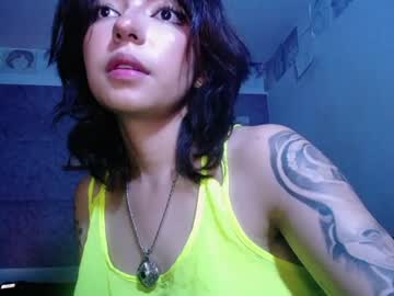 kiyu, live webcam girl, age 23, from CO, streaming now, milf, milk