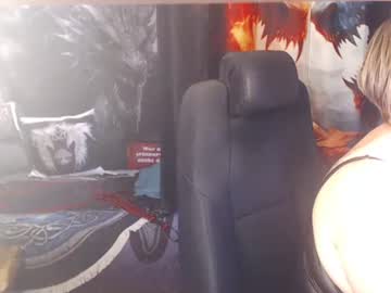 Michelle, live webcam girl, age 43, from DE, streaming now, german, dominant