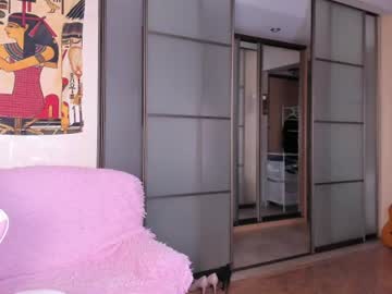 ksuhesa, live webcam girl, age 26, streaming now, natural, 18