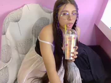 Kyomi, live webcam girl, from CO, streaming now, squirt, anal