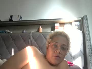 Stephanie, live webcam girl, age 32, from US, streaming now, bbw, hairy