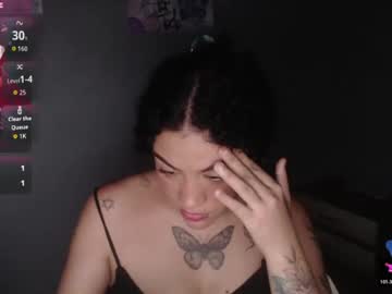 Laila, live webcam girl, age 23, streaming now, arab, pregnant