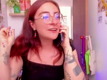 linda_giggle, live webcam girl, age 28, from CO, streaming now, cute, girlnextdoor