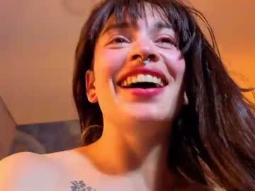 Follow me.. (Live 7:30 to 14:00), live webcam girl, from CO, streaming now, piercednipples, 18