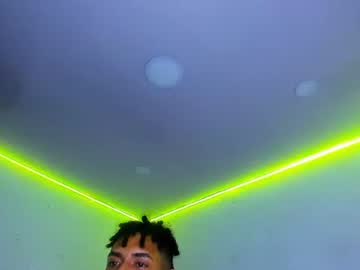 Lil KIng, live webcam girl, age 22, from CO, streaming now, bigcock, cumshow