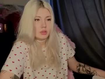 Lori<3 pls thumb up, very importa..., live webcam girl, age 19, from US, streaming now, anal, squirt