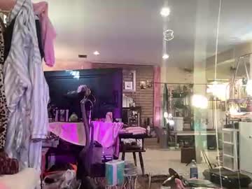 Lilithohfish, live webcam girl, age 99, from US, streaming now, milf, blonde