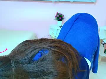 Lilly, live webcam girl, age 20, from CO, streaming now, milk, milf