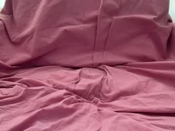 Lilly Lovewell, live webcam girl, age 19, from US, streaming now, daddy, findom