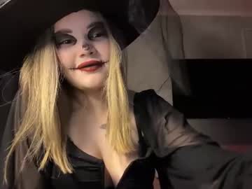 Misa, live webcam girl, age 18, streaming now, shy, blonde