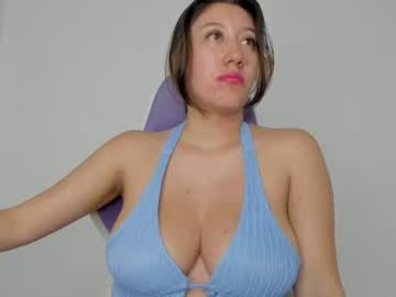 Lissa Kim 💕, live webcam girl, age 22, from CO, streaming now, lovense, hairy