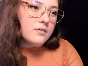 livinsubspace, live webcam girl, age 27, from US, streaming now, anal, halloween