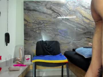 Logan Wolf, live webcam girl, age 28, from CO, streaming now, dirty, cum