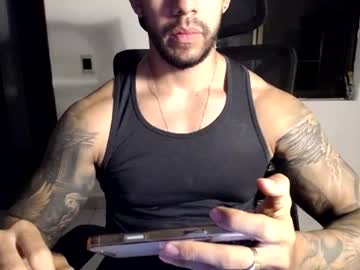 Logan Wolfp, live webcam girl, age 27, from US, streaming now, findom, muscle