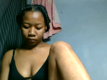 louane98, live webcam girl, age 21, from MG, streaming now