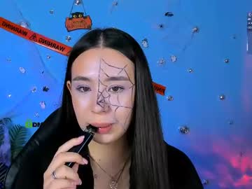 Sweet Lumi, live webcam girl, age 24, milf, bigass