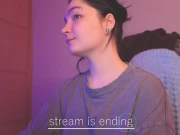 Luna, live webcam girl, age 23, streaming now, bigclit, anal