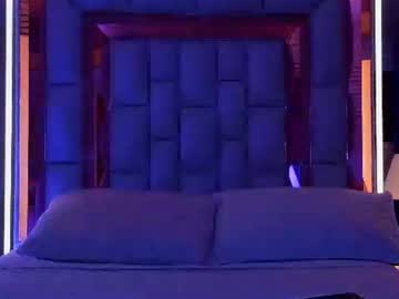 luna_hix, live webcam girl, from CO, streaming now, latina, anal
