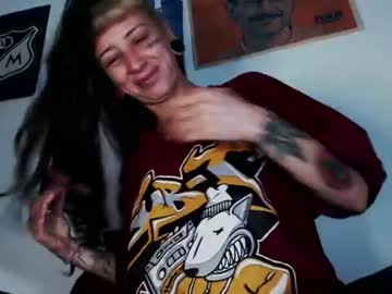 Cruella, live webcam girl, age 33, from CO, streaming now, tattoo, feet