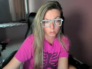MandyBabyXXX, live webcam girl, age 21, from US, streaming now, tokenkeno, milf