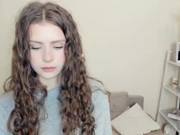 Jenny, live webcam girl, age 18, streaming now, shy, new