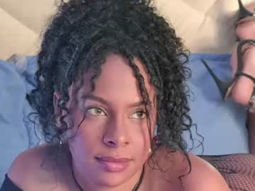 madeleinxxx_, live webcam girl, age 24, from VE, streaming now, latina, bigboobs