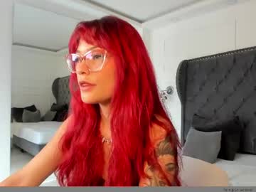 Mae Lyra ❤️, live webcam girl, age 20, from CO, streaming now, feet, skinny