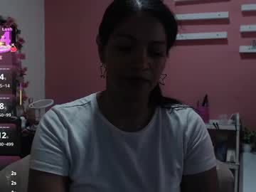 MAKENNAA, live webcam girl, age 35, from CO, streaming now, ebony, latina