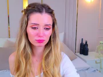 Marybeth, live webcam girl, age 24, streaming now, nude, lovense