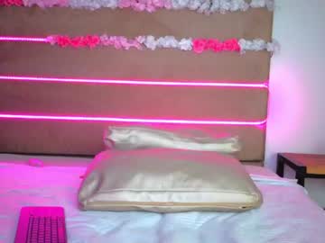 🌸 Mariana 🌸, live webcam girl, age 21, from CO, streaming now, smalltits, latina