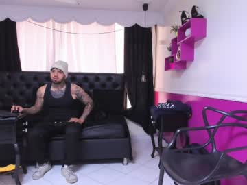 Matt, live webcam girl, age 34, from CO, streaming now, bigcock, muscle