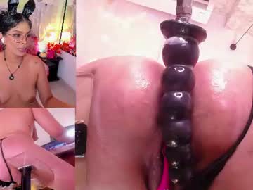 Maya, live webcam girl, age 44, from CO, streaming now, squirt, anal
