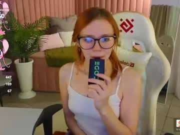 Molly, live webcam girl, age 19, streaming now, smalltits, skinny