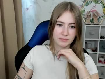 Megan, live webcam girl, age 25, streaming now, lovense, ohmibod