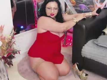 MelynaBrown, live webcam girl, age 53, from RO, streaming now, anal, bigass
