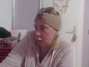 Melli, live webcam girl, age 29, from DE, streaming now, lush, young