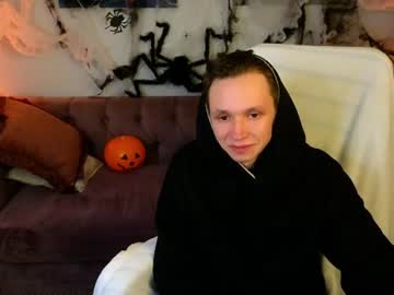MEVERIK OUSHEN, live webcam girl, age 19, streaming now, bigcock, cute
