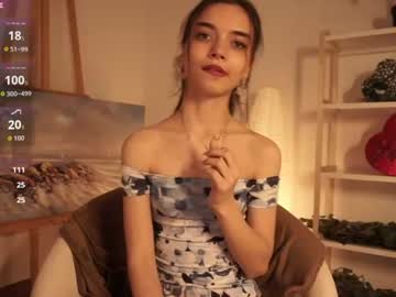 Mimi, live webcam girl, age 18, streaming now, sensual, 18