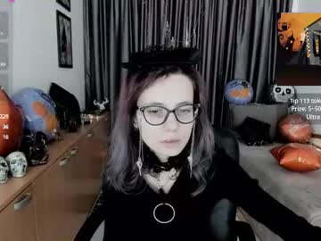 Selena, live webcam girl, age 23, from UA, streaming now, worship, mistress