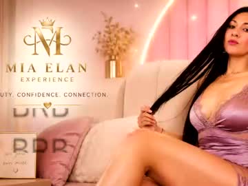 Mia Elan!👑, live webcam girl, age 44, from CO, streaming now, pvt, milf