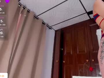 𝓜𝓲𝓪   𝓗𝓸𝓽, live webcam girl, age 22, from CO, streaming now, bdsm, submissive