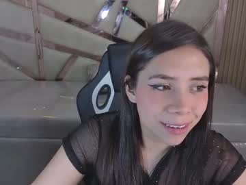 Mia 💖, live webcam girl, from CO, streaming now, 18, teen